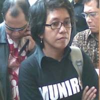 Suciwati: Keluarga Saya Sering Diancam Bom