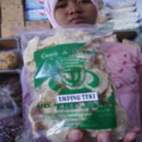 Jelang Lebaran, Emping Teki & Mente Laris Manis