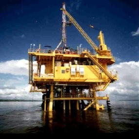 EMP Lunasi Utang dengan Utang