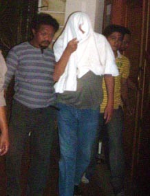 Pemilik Pabrik Shabu dan Barang Bukti Dibawa ke Surabaya