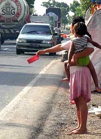 Ratusan Pengemis Teroganisir Serbu Tuban