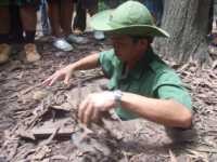 Cu Chi Tunnel, Lubang Cacing Saat Vietnam Terjepit