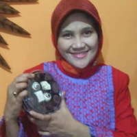 Riuhnya Produksi Ina Cookies