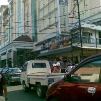 Arus Padat Sergap Pusat Kota