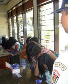 Siang Bolong Layani Hidung Belang, 8 PSK Digaruk