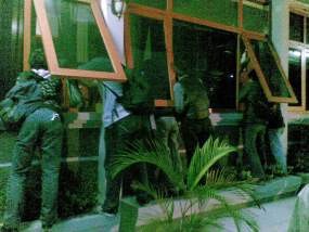 Melihat Dewi Diperiksa, Sebagian Kolektor Iba