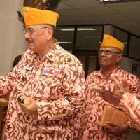 Lemas Dehidrasi, Dokter Gendong Veteran