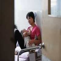 Skandal Susu Melamine, Wanita China Tawarkan Jasa Menyusui
