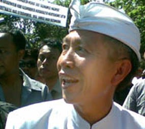 Gubernur Bali: RUU Pornografi akan Mati dengan Sendirinya