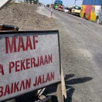 DPU Hentikan Perbaikan Jalan 