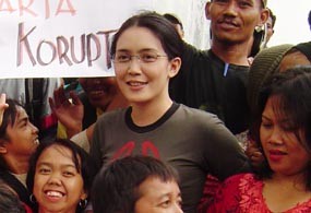 3 jam 37 Pertanyaan Untuk Oneng