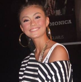 Agnes Monica Tidur Sambil Berpikir Demi Album Baru