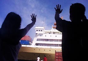 Belasan Ribu Pemudik Sesaki Tanjung Priok