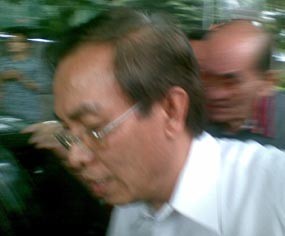 Rekan Iqbal di KPPU Dicecar 10 Pertanyaan Oleh KPK
