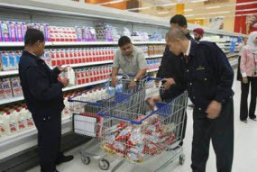 Susu China Bermelamine Beredar di Indonesia via MLM