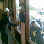 Relawan DMI Jabar Bersihkan Masjid Untuk Pemudik