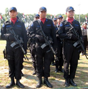 100 Sniper Latihan Menembak di Desa Mangkujayan