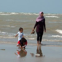 Pantai Tasikharjo Jadi Sasaran Pemudik untuk Melepas Lelah