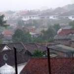 Lebaran, Bandung Diguyur Hujan Lokal