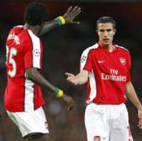 Arsenal Pesta Gol, Fenerbache Seri