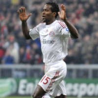 Ze Roberto Selamatkan Munich 