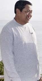 SBY Jamu Warga di Cikeas