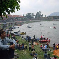 Libur Lebaran,Telaga Sarangan Diserbu 30 Ribu Wisatawan
