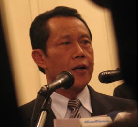 Dana Tak Kunjung Cair, PIS Ancam Cabut Dukung Sutiyoso