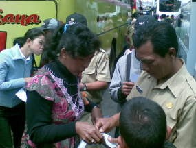 Disduk Lakukan Pendataan Para Pendatang di Cicaheum