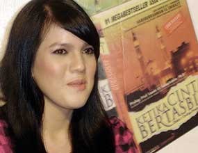 Alice Norin Antipasi Kepanasan Syuting di Kairo