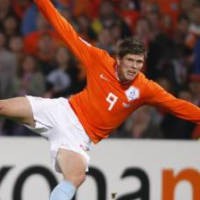 Belanda Memulai dengan Kemenangan
