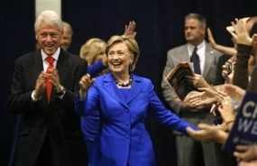 Bill Clinton: Obama Lebih Siap Bawa AS Keluar dari Krisis