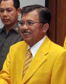 JK Minta Caleg Golkar Bekerja Keras Dalam Pemilu 2009