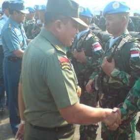 Lepas Pasukan Garuda ke Kongo, Panglima TNI Ingatkan Minum Obat