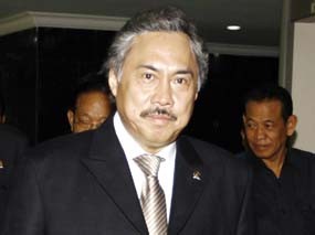 Gayus: Soal Absensi Taufiq Kiemas Bukan Wewenang BK, Tapi Setjen