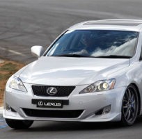 IS 250, Mobil Pacu Lexus