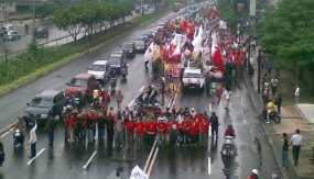 Ribuan Petani Geruduk Istana Negara dan DPR