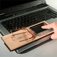Jauhkan Tanganmu dari Laptopku!