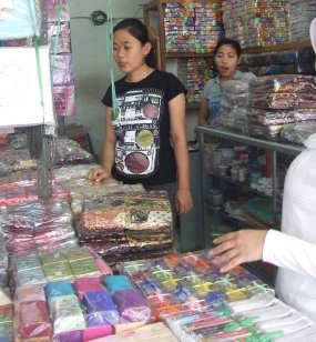 Hunting Souvenir Pernikahan di Cibadak Yuk!