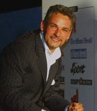 Roberto Baggio Duta Perangi Kelaparan Dunia