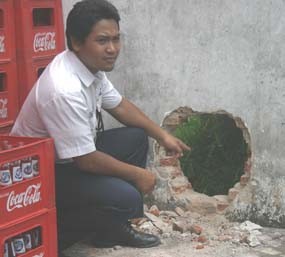 Brankas PT Coca-Cola Dibobol Perampok