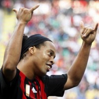 Dinho Dua Gol, Milan Bekuk Sampdoria