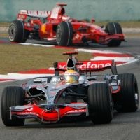 Tanpa Greget, Hamilton Dominan