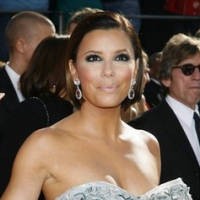 Eva Longoria Parker Tak Hamil, Hanya Membundar