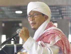 Bayar Pesangon Karyawan, Aa Gym Pinjam Rp 1 M