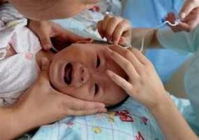 Lagi-lagi di China, Bayi Meninggal Setelah Disuntik Herbal