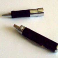 Pulpen Spy Camera,  Penjebak Koruptor dan Suami Selingkuh