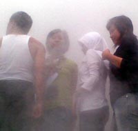 Mandi Sauna Gratis di Kawah Hujan