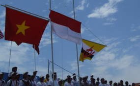 Pesta Juara Tanpa Medali dan Lagu Kebangsaan