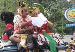 Para Walikota Peserta WHCCE di Solo Gelar Kirab